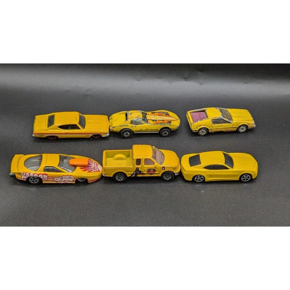 Hot Wheels, Maisto & Matchbox Lot of 6 Modern & Vintage Die-cast (1970s To 2000)